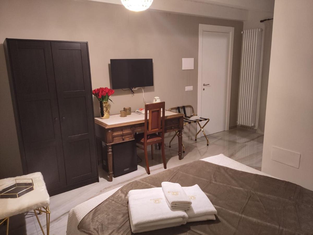 Supriani Luxury B&B Аккуавіва-делле-Фонті Екстер'єр фото